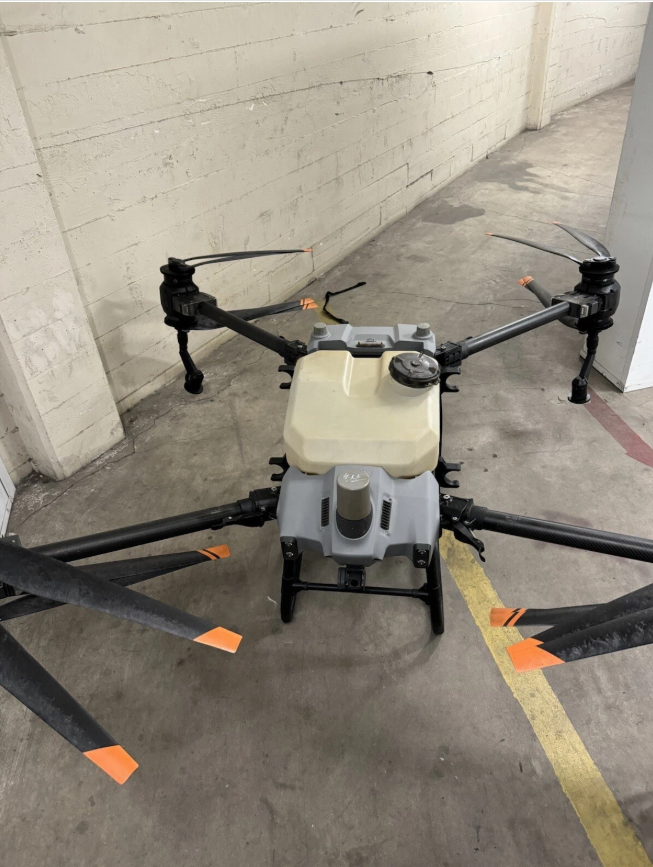 DJI AGRAS T40 Used ( CN Version) With Remote Control